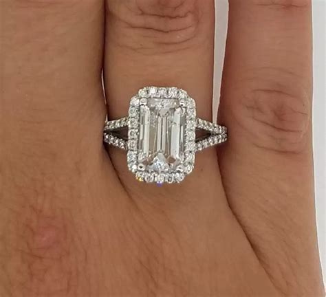 4 carat emerald cut diamond ring - NEW YORK, July 7, 2020 /PRNewswire-PRWeb/ -- Jewelry in its varying forms has long been a means of self-expression. A symbol of love. A defining f... NEW YORK, July 7, 2020 /PRNews...
